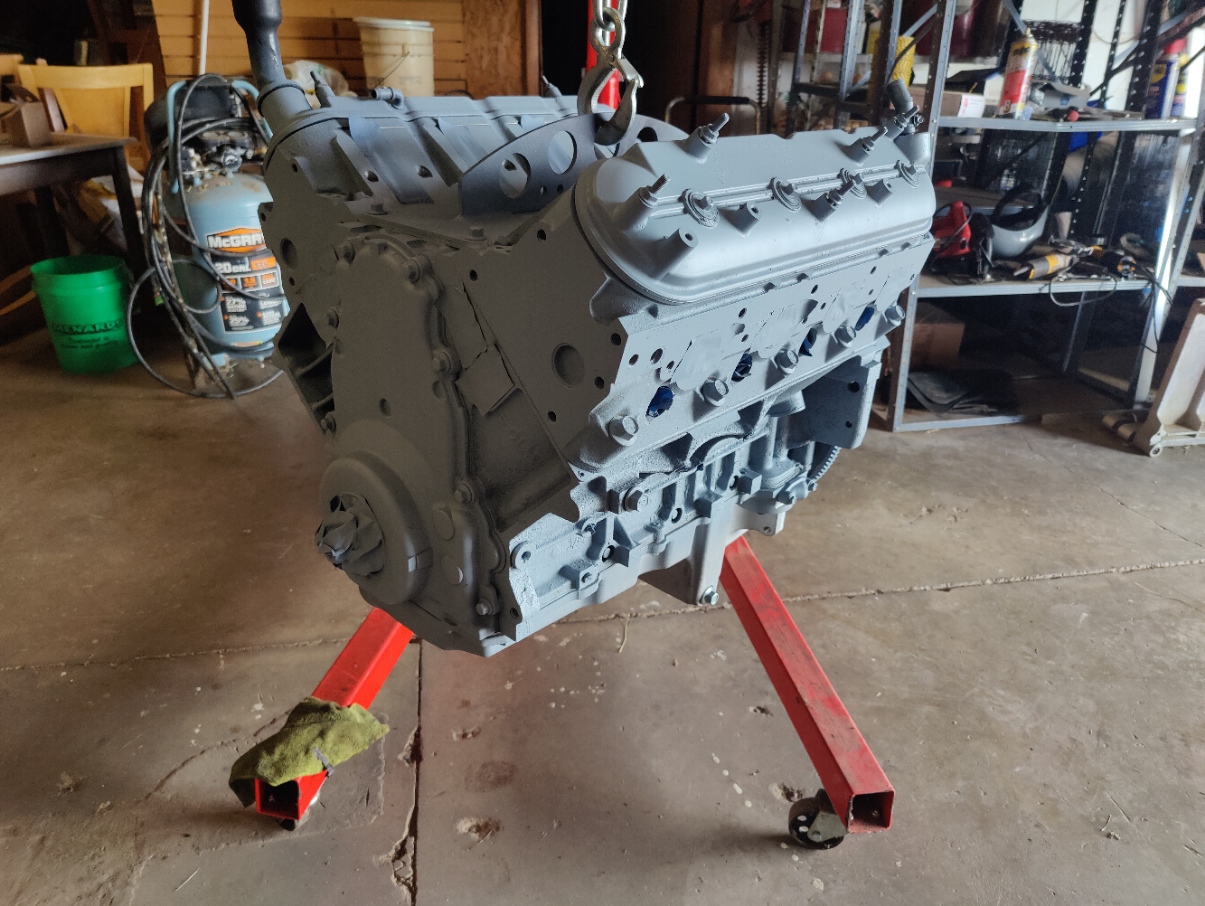 LQ4 engine block with primer coat